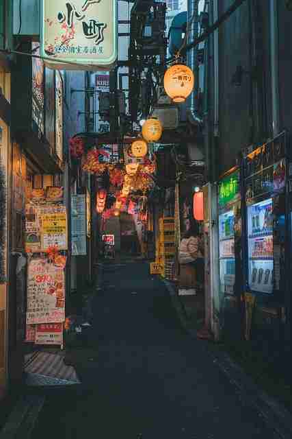 鉴黄师官网入口职责边界梳理｜从业资格要求解析定位持续升级中